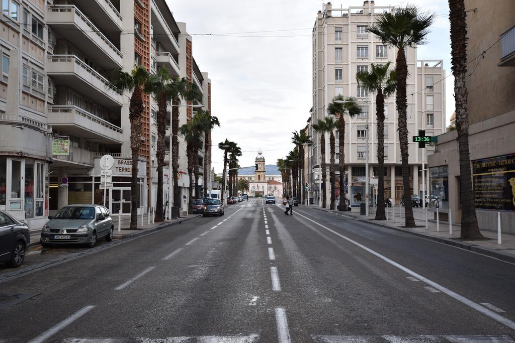 Le Gambetta Lägenhet Toulon Exteriör bild